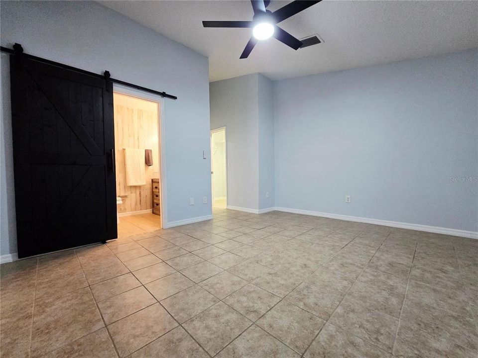 For Sale: $422,900 (3 beds, 2 baths, 1696 Square Feet)