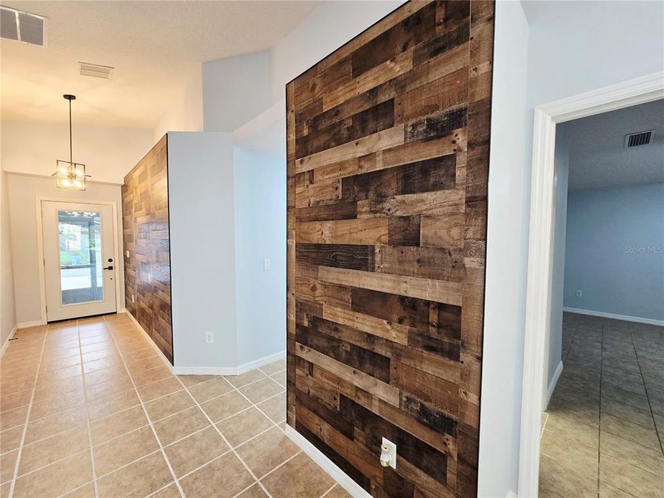 For Sale: $422,900 (3 beds, 2 baths, 1696 Square Feet)