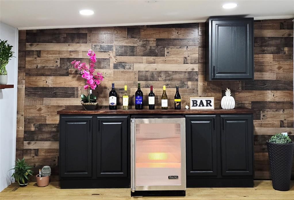 For Sale: $422,900 (3 beds, 2 baths, 1696 Square Feet)