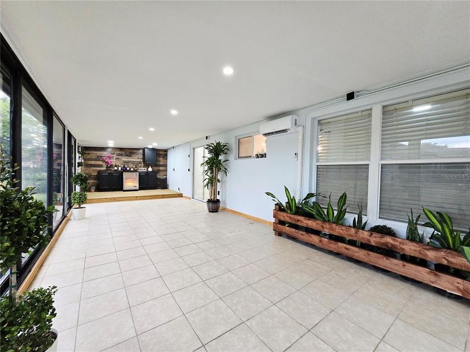 For Sale: $422,900 (3 beds, 2 baths, 1696 Square Feet)