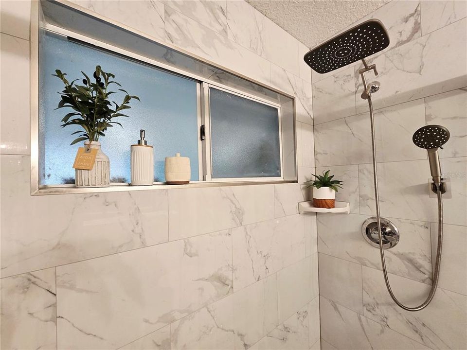 For Sale: $422,900 (3 beds, 2 baths, 1696 Square Feet)