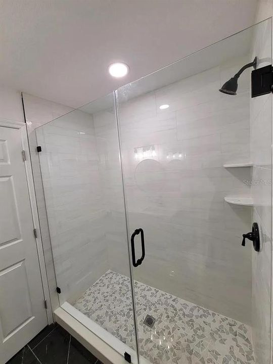 待售: $305,000 (2 贝兹, 1 浴室, 1013 平方英尺)