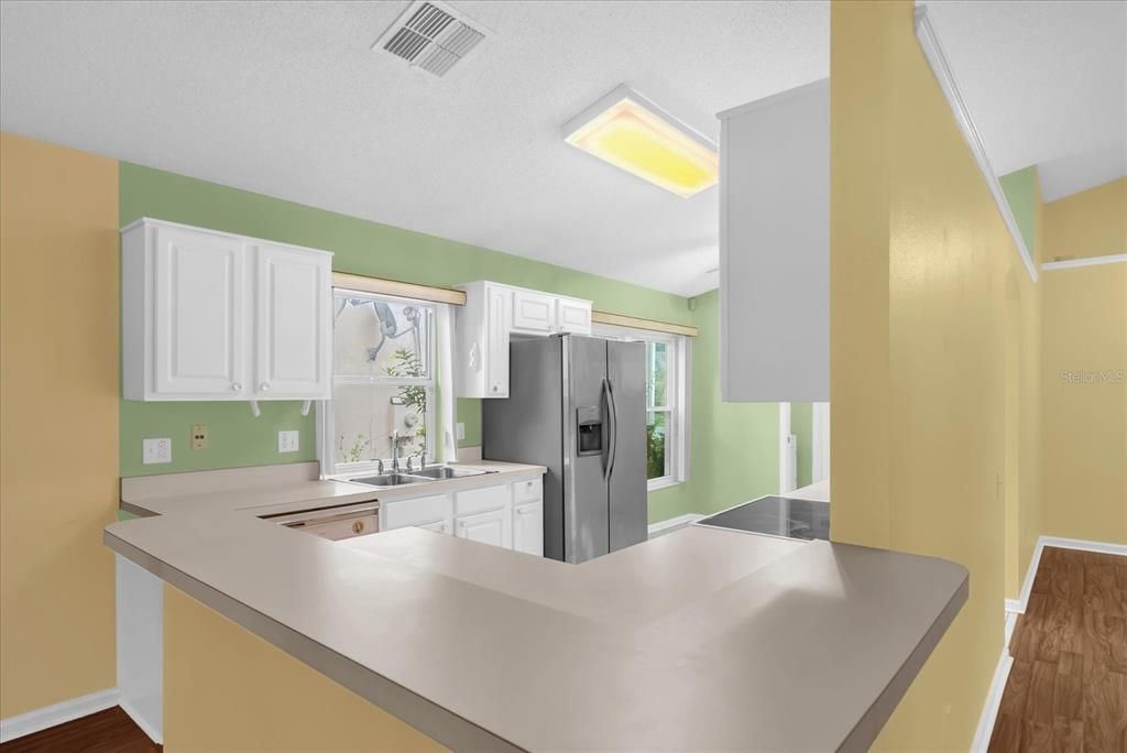 待售: $389,000 (3 贝兹, 2 浴室, 1559 平方英尺)