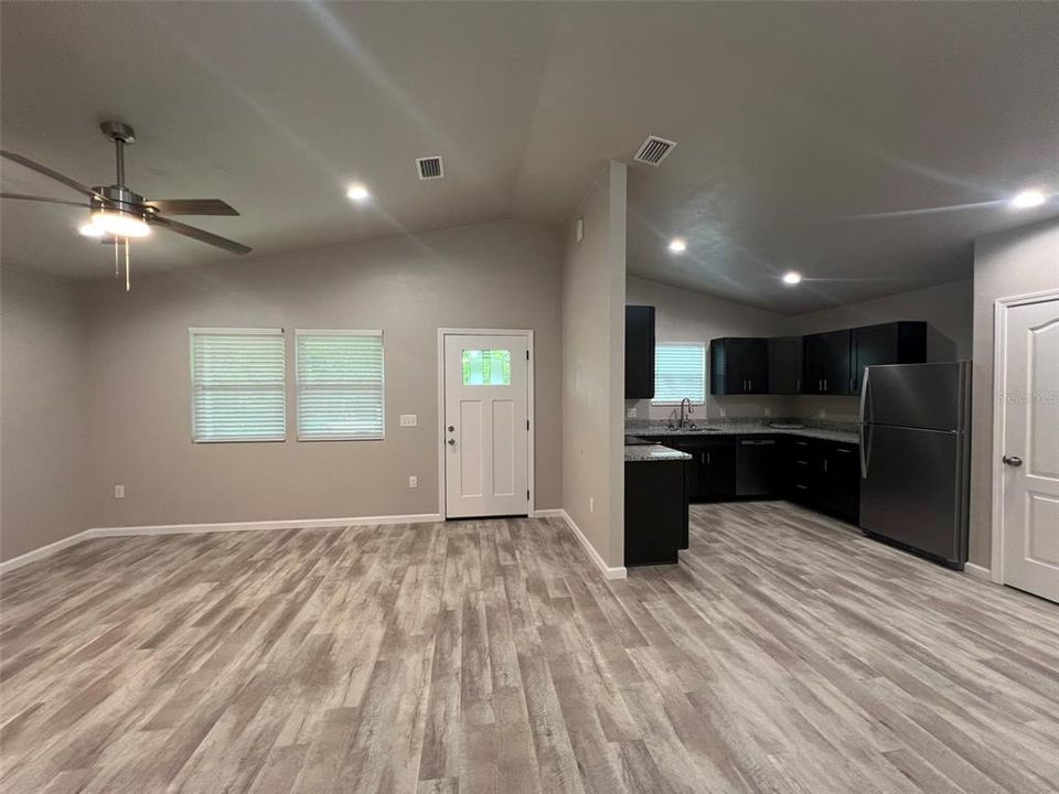 En Renta: $1,750 (3 camas, 2 baños, 1138 Pies cuadrados)