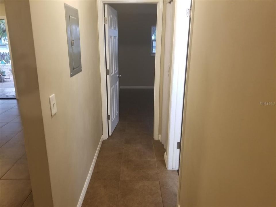 出租: $1,650 (2 贝兹, 1 浴室, 950 平方英尺)