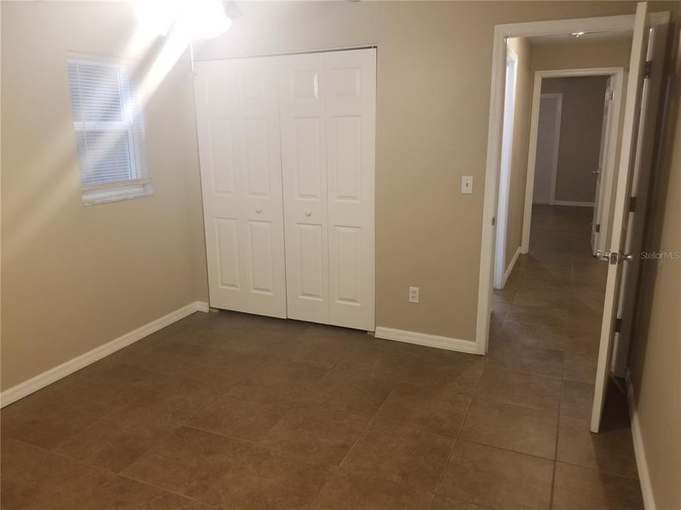 出租: $1,650 (2 贝兹, 1 浴室, 950 平方英尺)