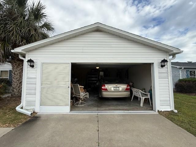 For Sale: $269,900 (3 beds, 2 baths, 1392 Square Feet)