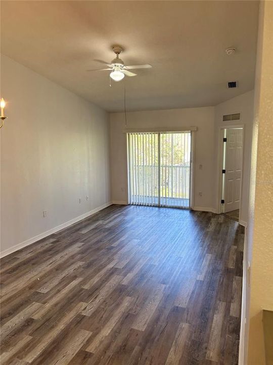 出租: $1,700 (3 贝兹, 2 浴室, 1202 平方英尺)