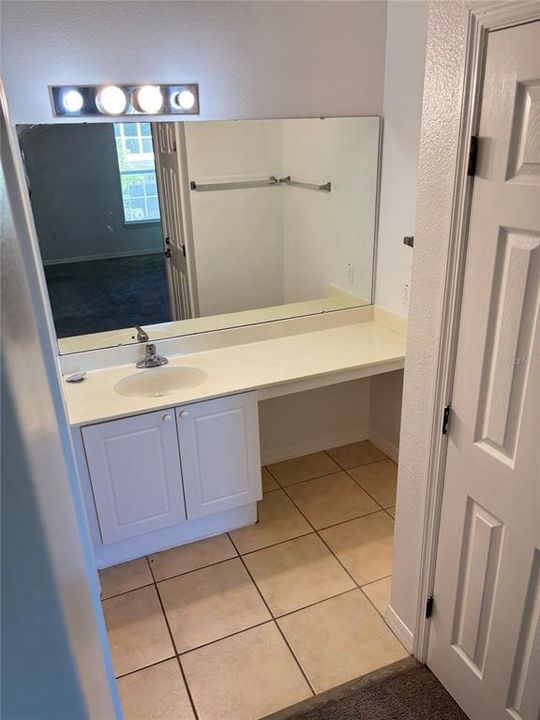 出租: $1,700 (3 贝兹, 2 浴室, 1202 平方英尺)