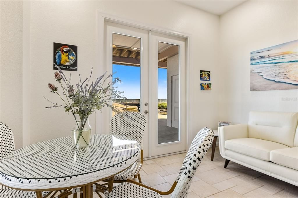 На продажу: $2,450,000 (4 спален, 3 ванн, 1832 Квадратных фут)