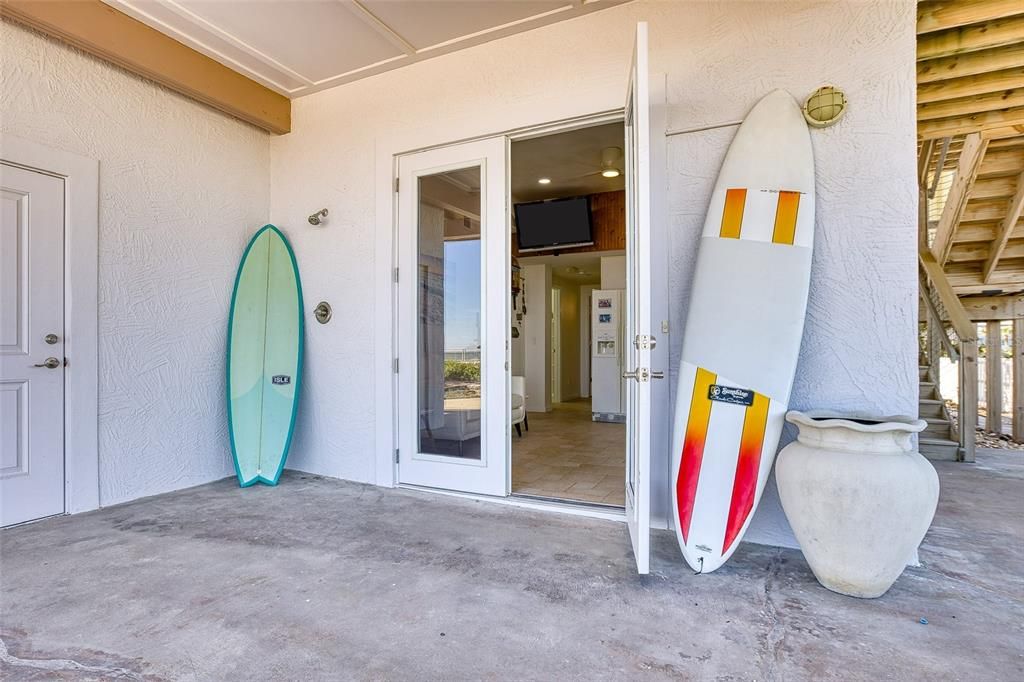 На продажу: $2,450,000 (4 спален, 3 ванн, 1832 Квадратных фут)