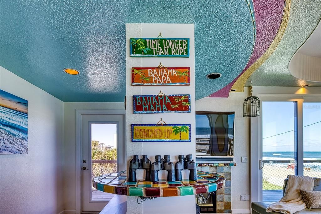 На продажу: $2,450,000 (4 спален, 3 ванн, 1832 Квадратных фут)