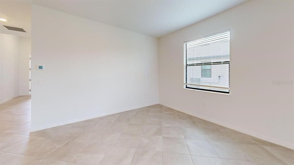 出租: $2,375 (4 贝兹, 3 浴室, 2035 平方英尺)