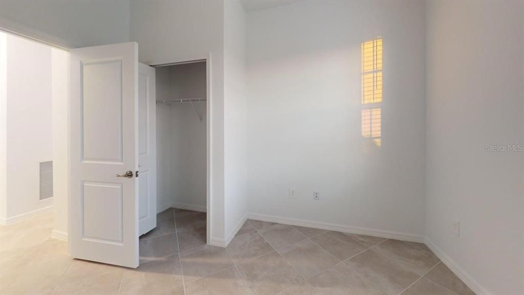 出租: $2,375 (4 贝兹, 3 浴室, 2035 平方英尺)