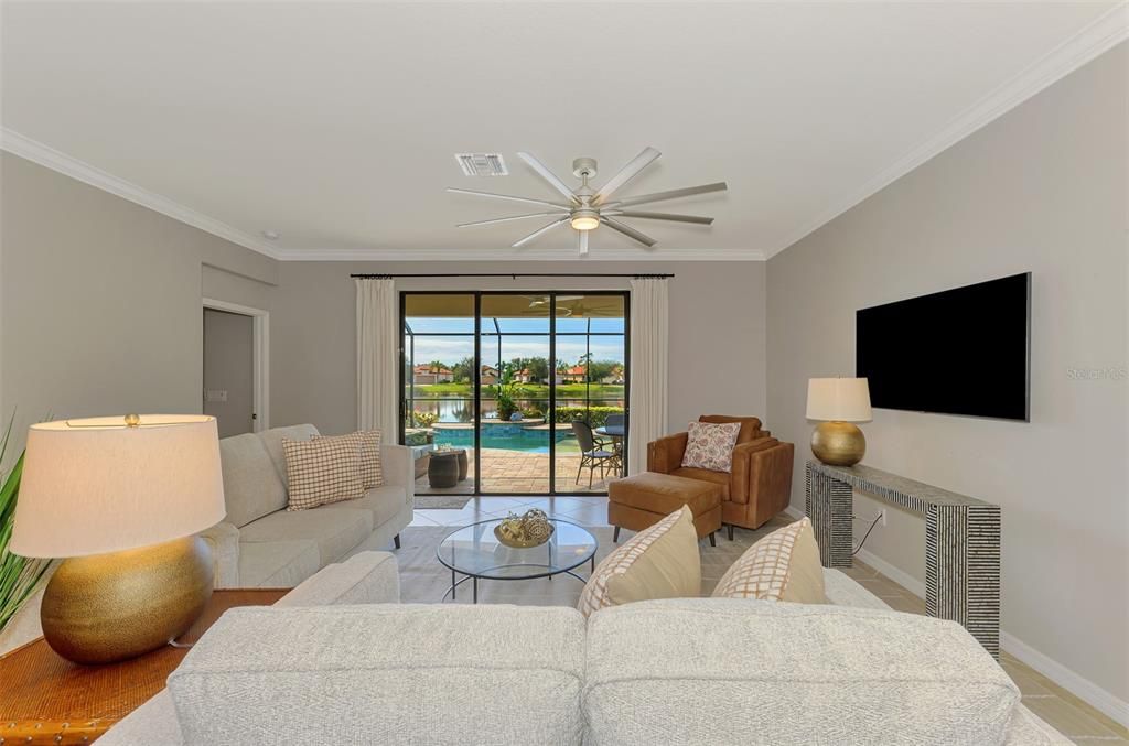 For Sale: $640,000 (3 beds, 3 baths, 1855 Square Feet)