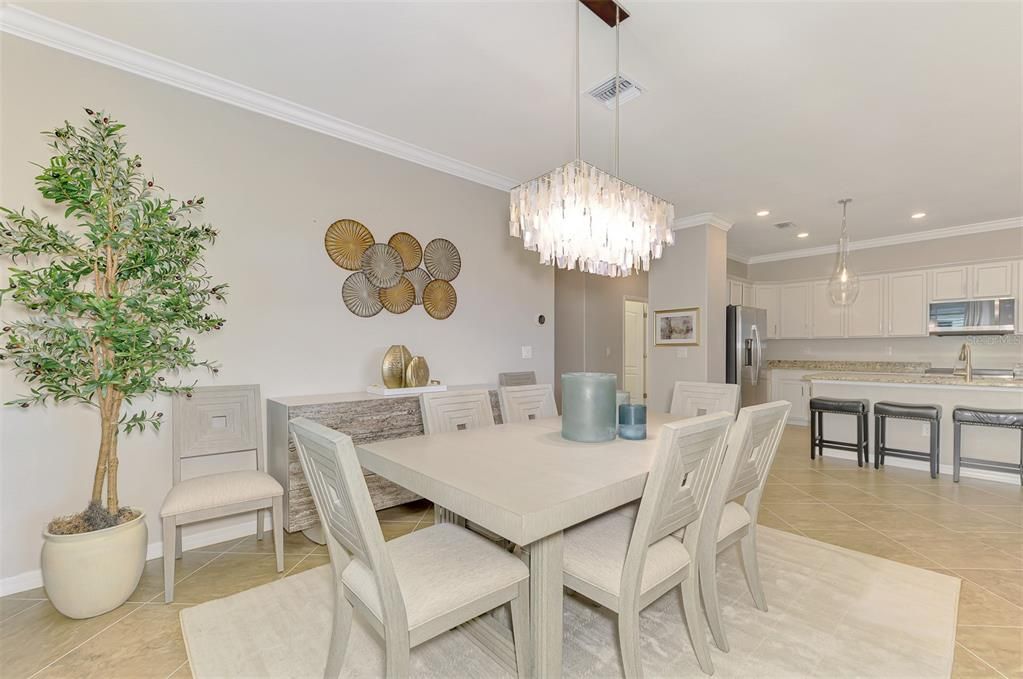 For Sale: $640,000 (3 beds, 3 baths, 1855 Square Feet)