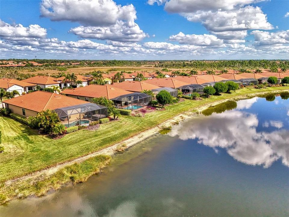 For Sale: $640,000 (3 beds, 3 baths, 1855 Square Feet)