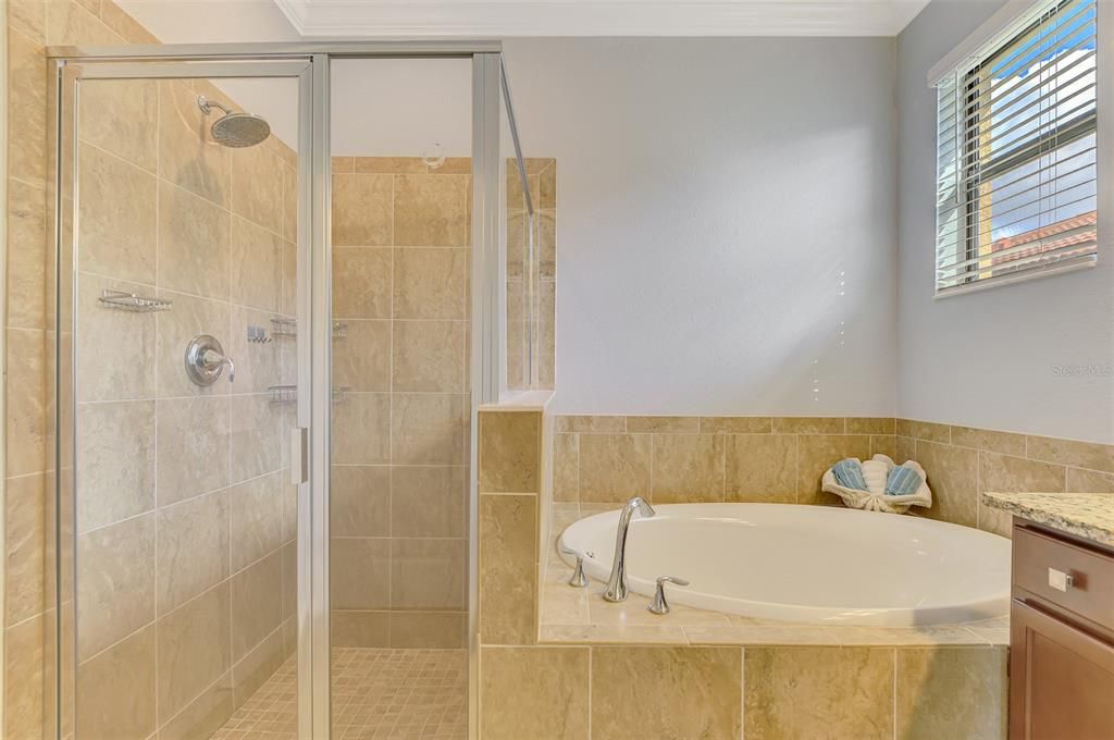 For Sale: $640,000 (3 beds, 3 baths, 1855 Square Feet)