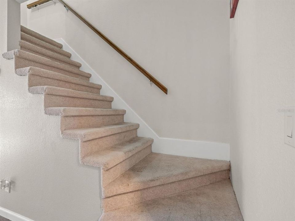 For Sale: $278,000 (3 beds, 2 baths, 1358 Square Feet)