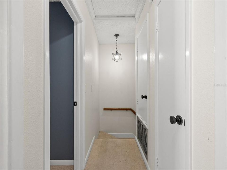 For Sale: $278,000 (3 beds, 2 baths, 1358 Square Feet)