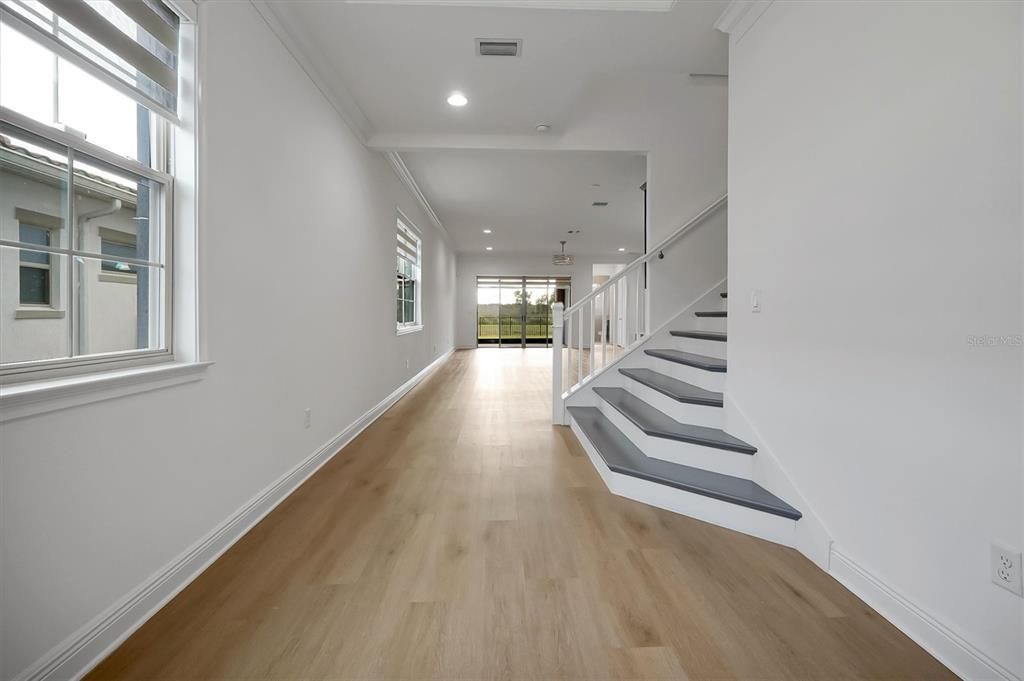 For Sale: $1,370,000 (5 beds, 5 baths, 4158 Square Feet)