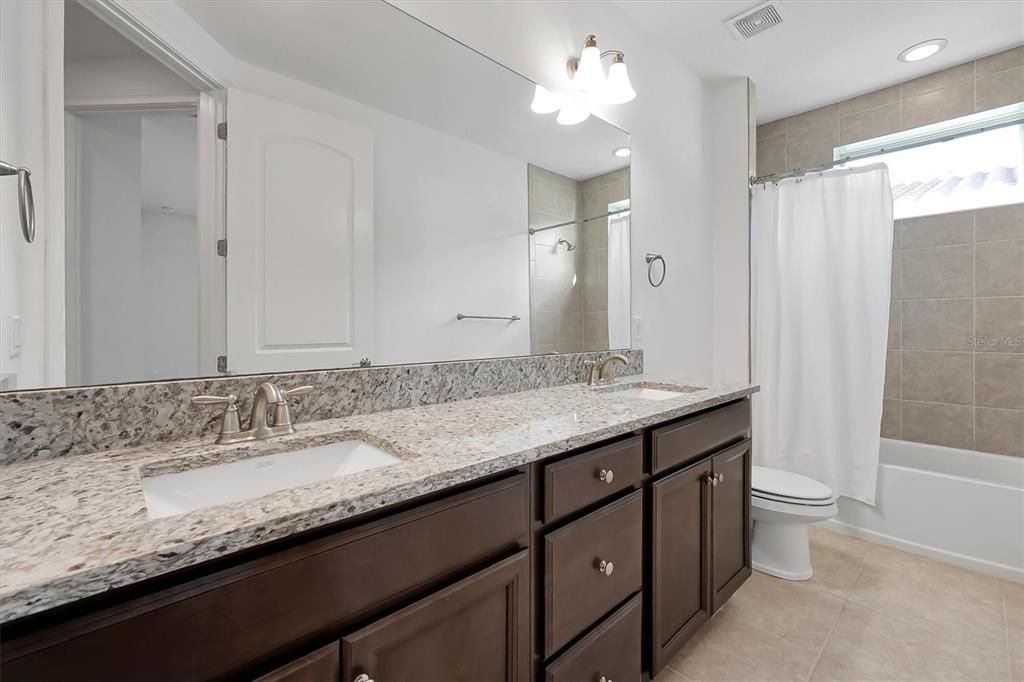 For Sale: $1,370,000 (5 beds, 5 baths, 4158 Square Feet)