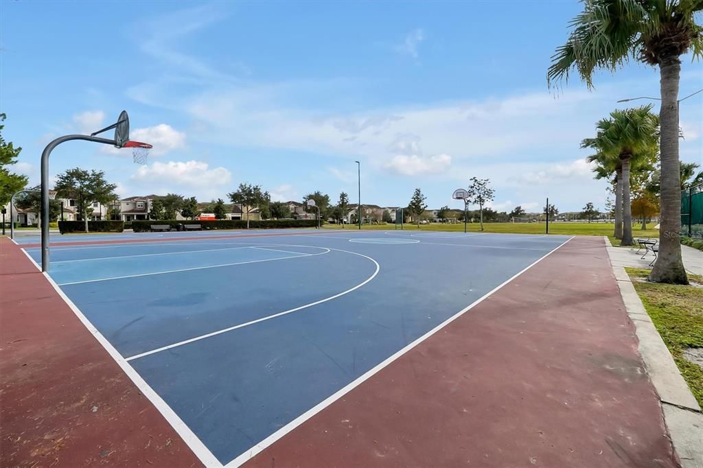 For Sale: $1,370,000 (5 beds, 5 baths, 4158 Square Feet)