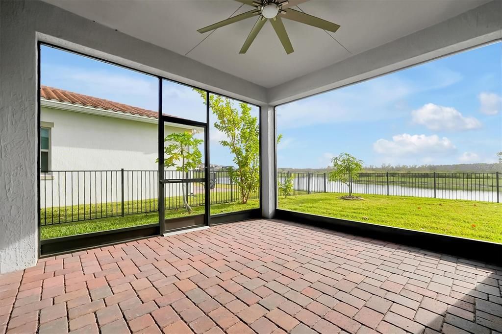 For Sale: $1,370,000 (5 beds, 5 baths, 4158 Square Feet)