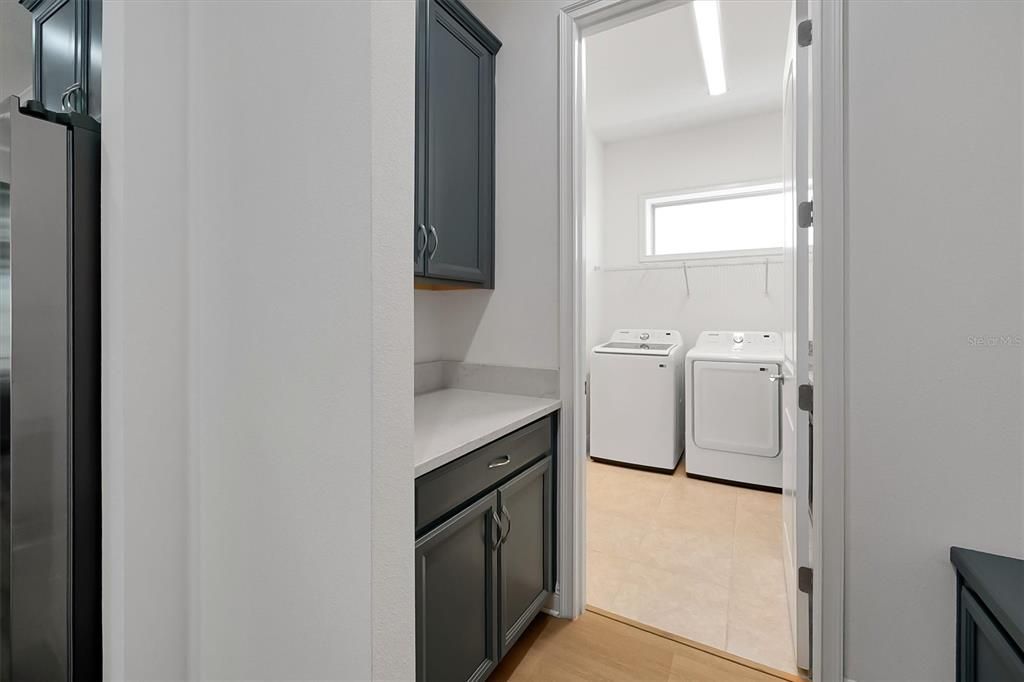 For Sale: $1,370,000 (5 beds, 5 baths, 4158 Square Feet)