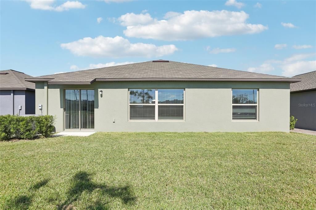 合同活跃: $359,900 (4 贝兹, 2 浴室, 1959 平方英尺)