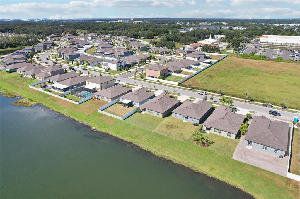 合同活跃: $359,900 (4 贝兹, 2 浴室, 1959 平方英尺)