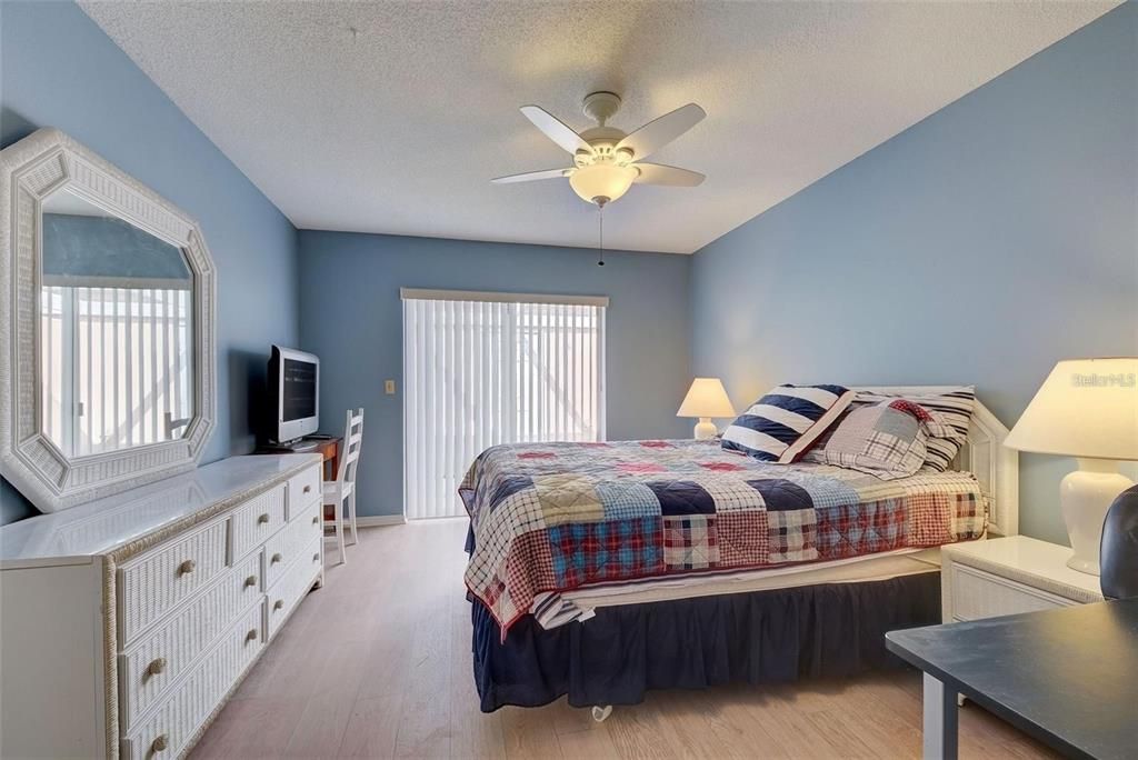 For Rent: $3,500 (2 beds, 2 baths, 1175 Square Feet)