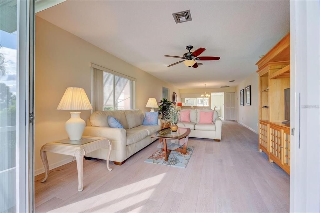 For Rent: $3,500 (2 beds, 2 baths, 1175 Square Feet)