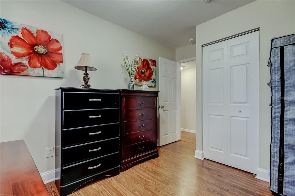 待售: $425,000 (3 贝兹, 2 浴室, 1680 平方英尺)