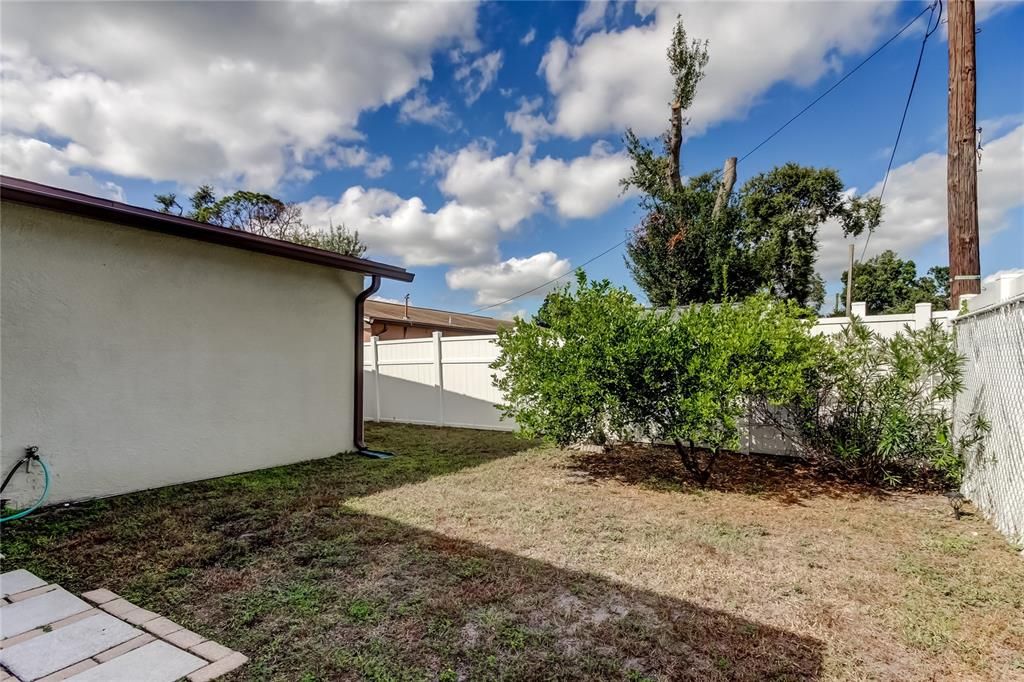 待售: $425,000 (3 贝兹, 2 浴室, 1680 平方英尺)