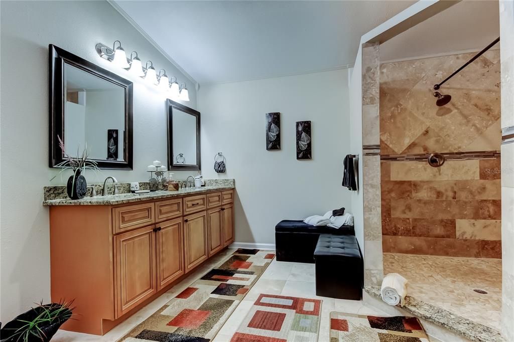 待售: $425,000 (3 贝兹, 2 浴室, 1680 平方英尺)