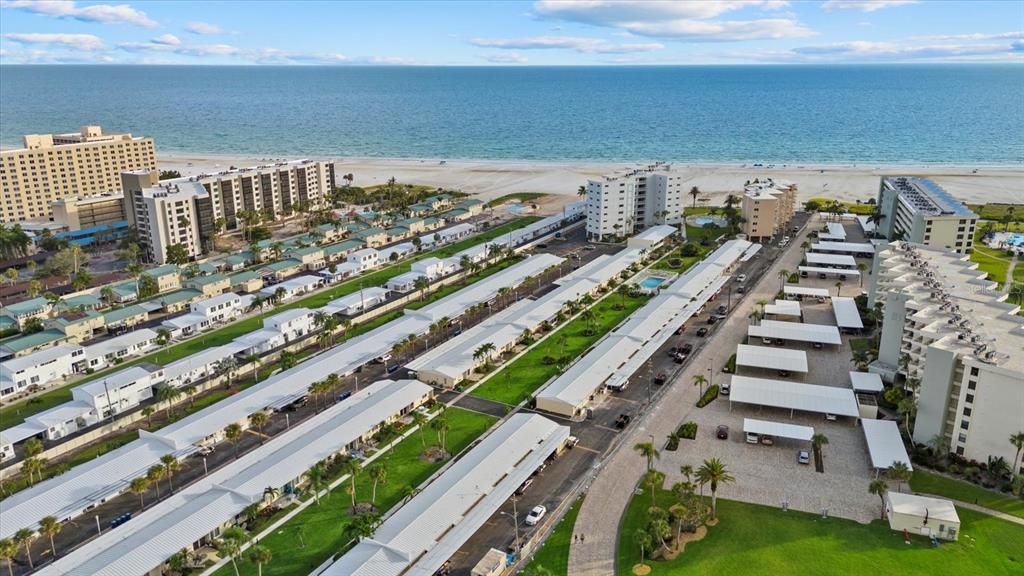 For Sale: $539,000 (1 beds, 1 baths, 728 Square Feet)