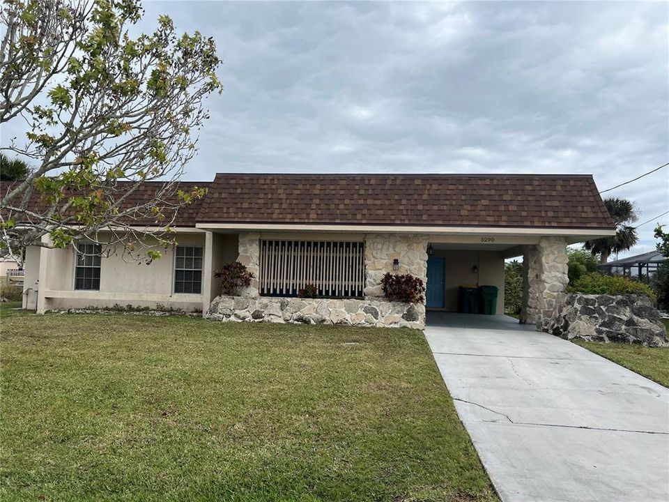 For Rent: $2,000 (3 beds, 2 baths, 1328 Square Feet)