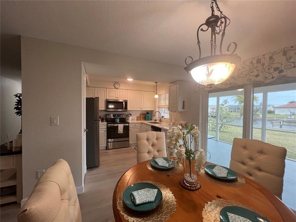 For Rent: $2,000 (3 beds, 2 baths, 1328 Square Feet)