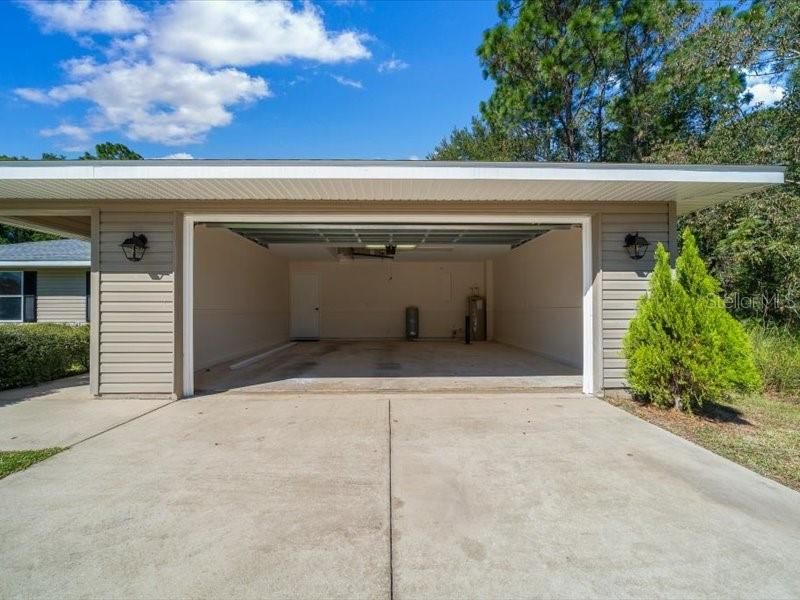 Active With Contract: $269,900 (4 beds, 2 baths, 1826 Square Feet)