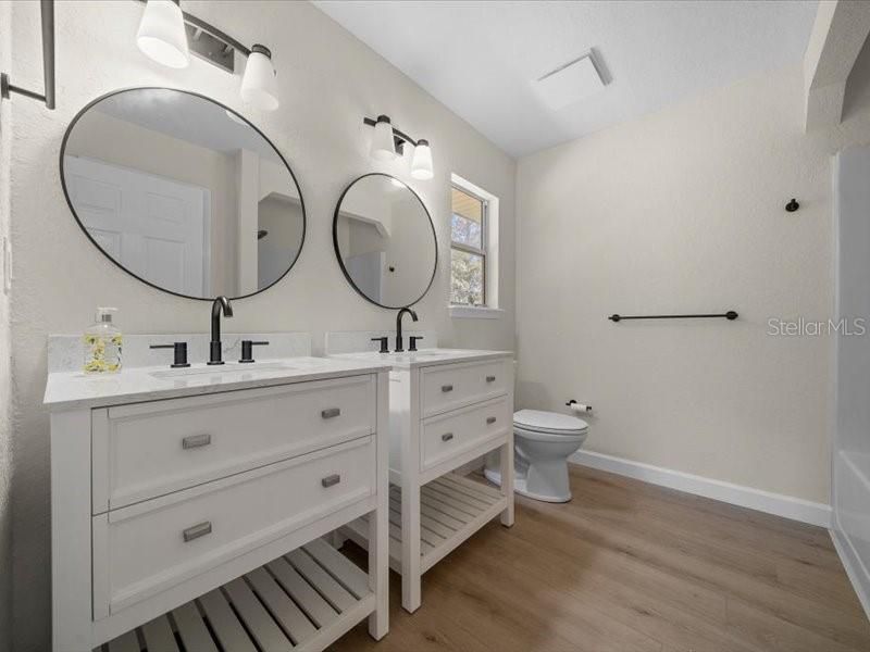 Active With Contract: $269,900 (4 beds, 2 baths, 1826 Square Feet)