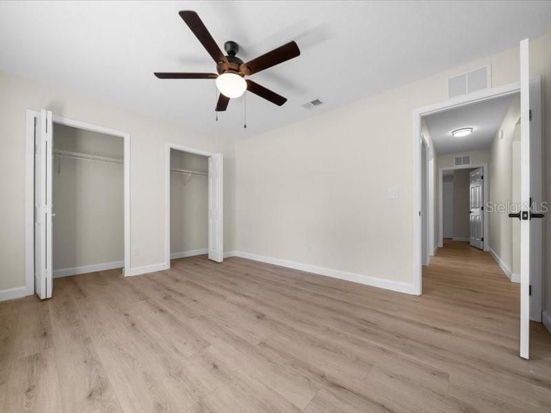 Active With Contract: $269,900 (4 beds, 2 baths, 1826 Square Feet)