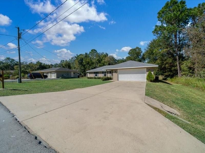 Active With Contract: $269,900 (4 beds, 2 baths, 1826 Square Feet)