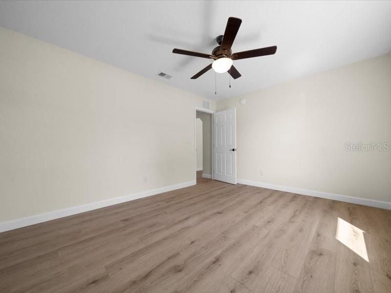 Active With Contract: $269,900 (4 beds, 2 baths, 1826 Square Feet)