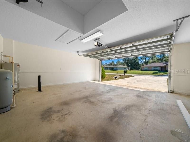 Active With Contract: $269,900 (4 beds, 2 baths, 1826 Square Feet)