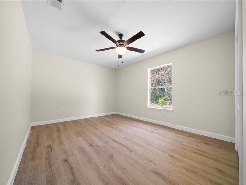 Active With Contract: $269,900 (4 beds, 2 baths, 1826 Square Feet)