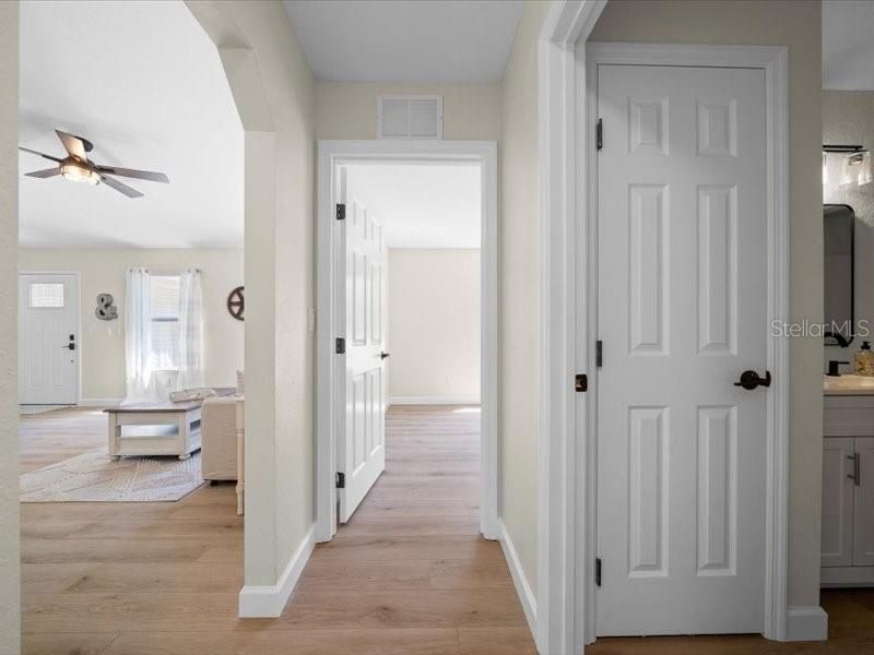 Active With Contract: $269,900 (4 beds, 2 baths, 1826 Square Feet)