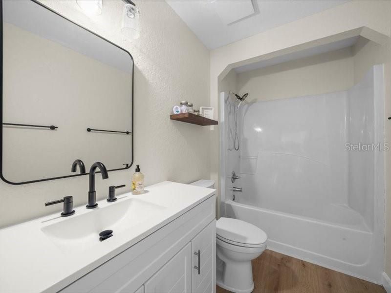 Active With Contract: $269,900 (4 beds, 2 baths, 1826 Square Feet)