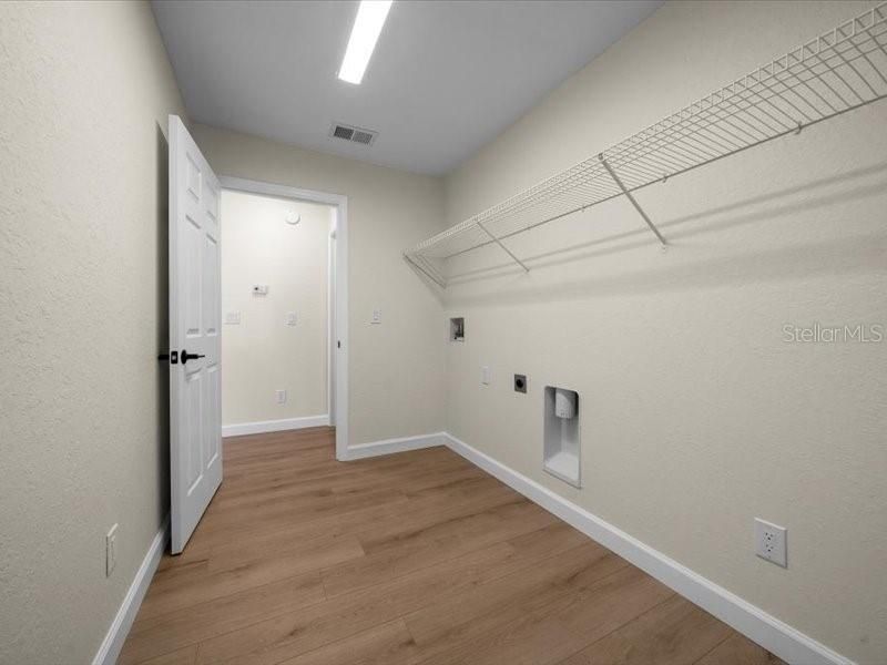 Active With Contract: $269,900 (4 beds, 2 baths, 1826 Square Feet)