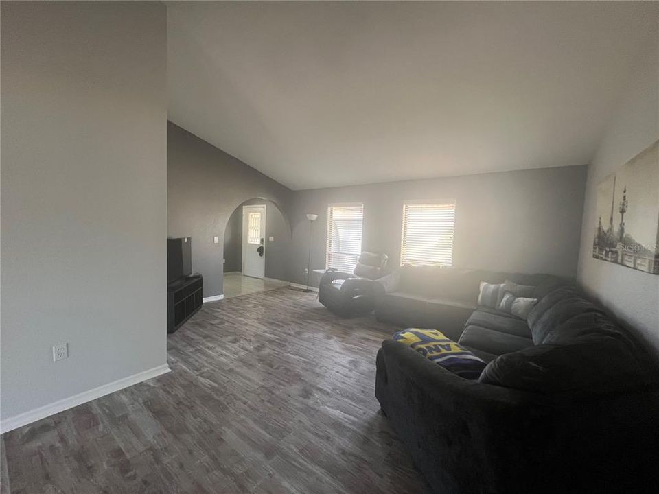 В аренду: $3,500 (3 спален, 2 ванн, 2211 Квадратных фут)